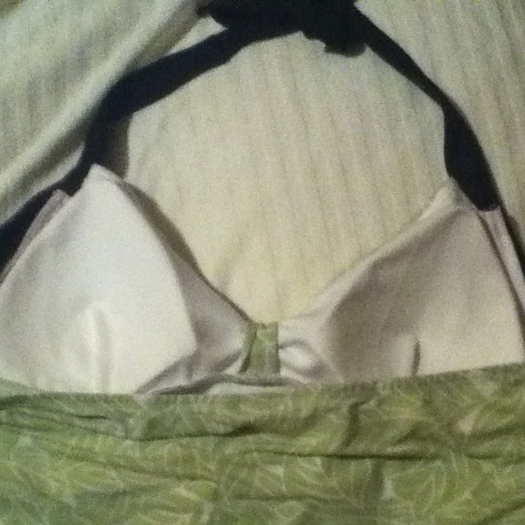 Halter top - Picture 4 of 4