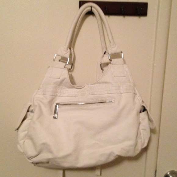 Bag - Picture 2 of 3