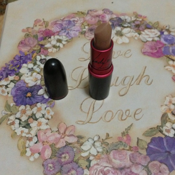 (SOLD!) Mac's Viva Glam Gaga 2 (limited edition)