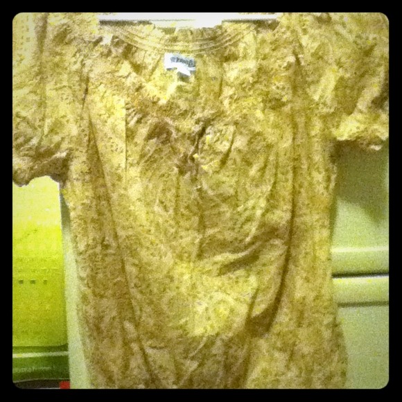 A cute tan brown and pink bow shirt