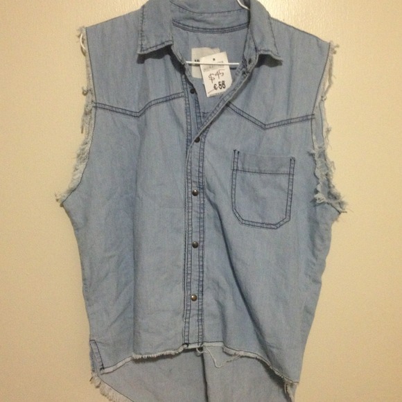 ❌SOLD❌ Brandy Melville Denim Vest