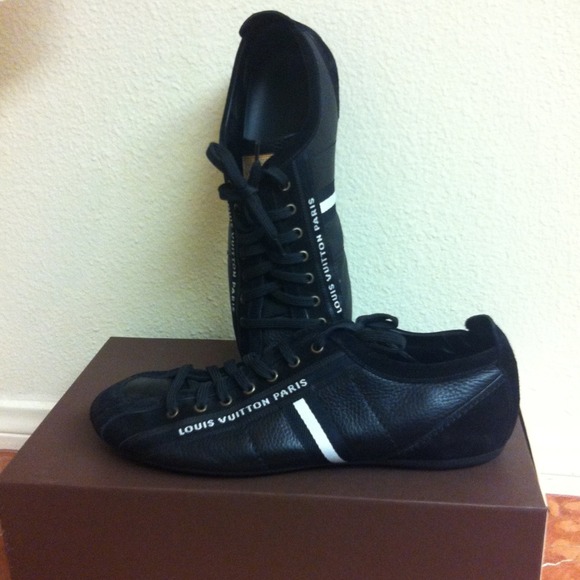 Almost brand new men's  Louis Vuitton sneakers