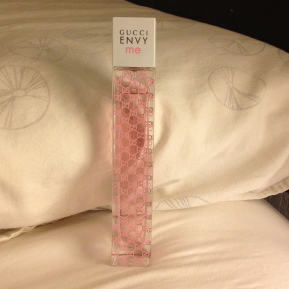 💢SOLD💢Gucci Envy Me perfume