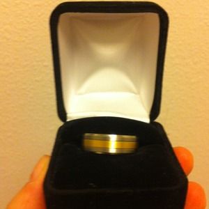 Silver and gold grooms ring 💍❤