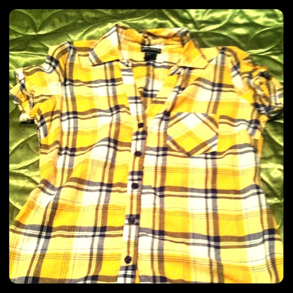 Yellow and navy plaid shirt - Picture 1 of 1