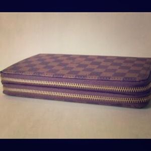LV Damier Wallet