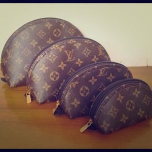 LV Cosmetic Case Set