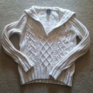 Gap sweater size medium