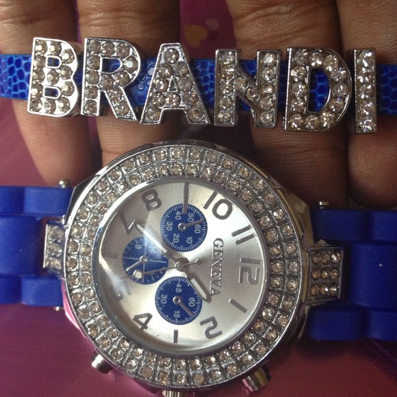 BUNDLE RESERVED FOR BRANDI!!