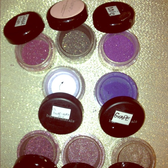 ❌❌SOLD❌❌8 Purple/Violets BareEssentials ID Eyeshdw - Picture 1 of 4