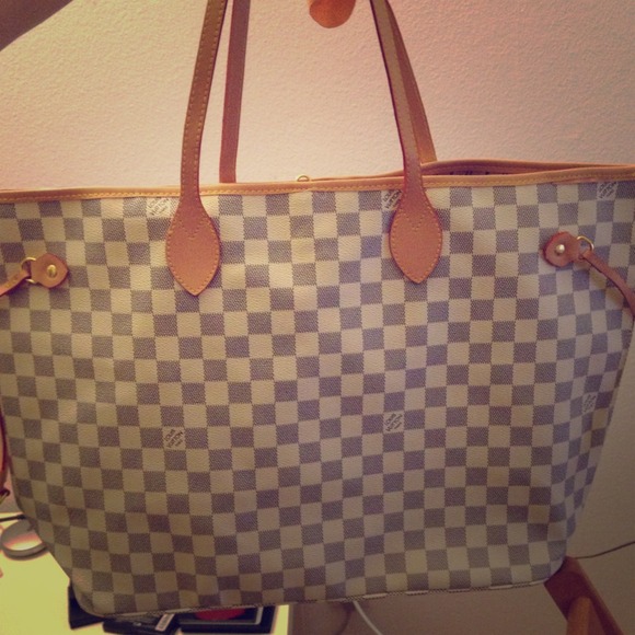 ❌SOLD❌👜 Cute large tote 👜