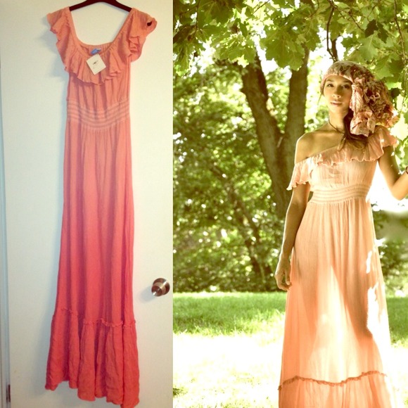 🚫📦SOLD😘🚫.  Victoria's Secret pink ombré maxi