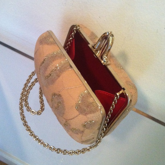 Christian Louboutin- Pale pink- gold hardware - Picture 3 of 3