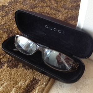Authentic Gucci glasses good condition. Brown/ tan