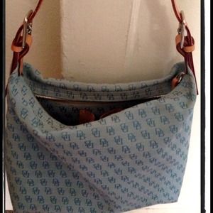 Dooney & Bourke shoulder hobo style purse