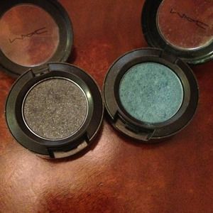 Mac eyeshadows