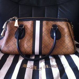 L.A.M.B. shoulder bag