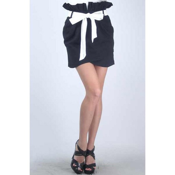 Dresses & Skirts - Black Belted Skirt