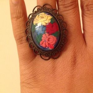 Vintage looking ring