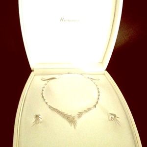 Diamond jewelry