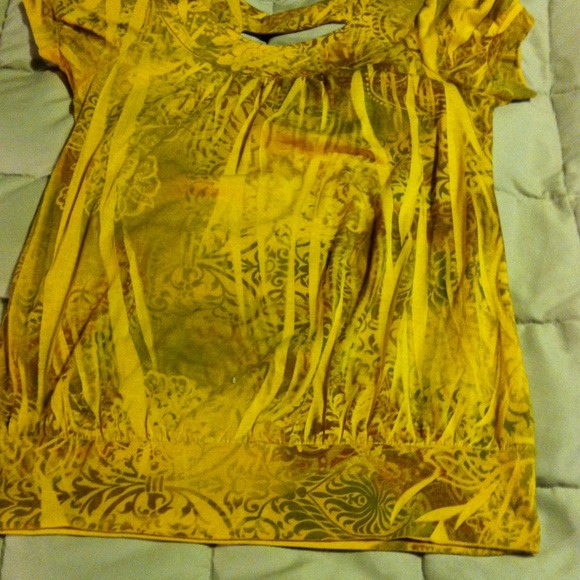 Yellow top - Picture 1 of 3