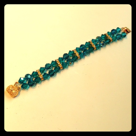 Sparkling Deep Turquoise Crystal Bracelet
