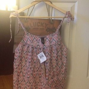 Brand new Lucky brand top