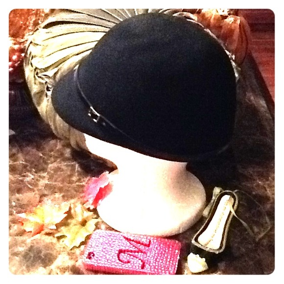 H&M 100% wool Hat👒🎩
