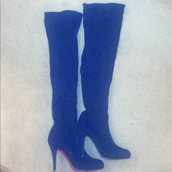 SOLD - Picture 2 of 4