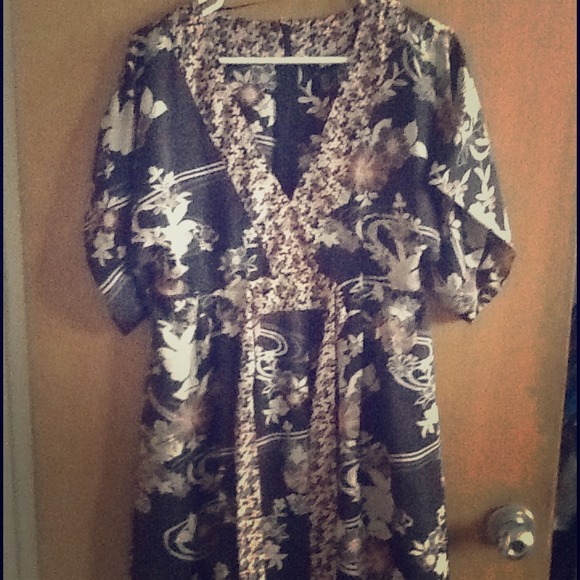 ⚡SOLD⚡H&M Silk Dress