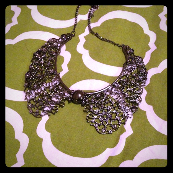 ❌SOLD IN BUNDLE❌Collar Metal Lace Necklace