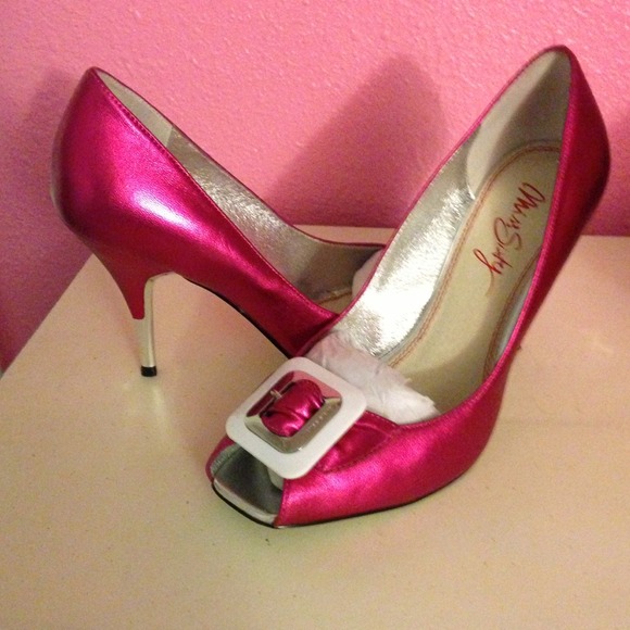 Miss Sixty pink pumps