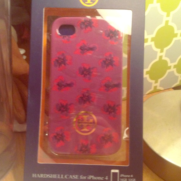 <SOLD>Tory Burch purple orchid iPhone 4/4s case