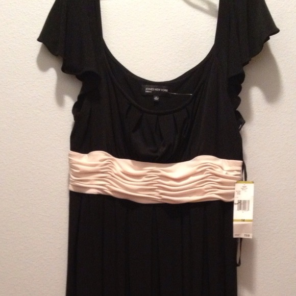 black and white dress with tags