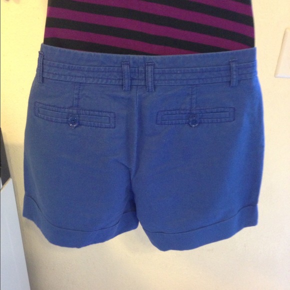 Navy Blue Short - Picture 2 of 2