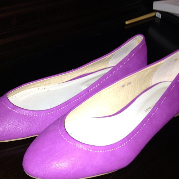 SOLD - Picture 2 of 2