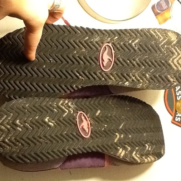 SOLD!! KangaROOS - Picture 3 of 4