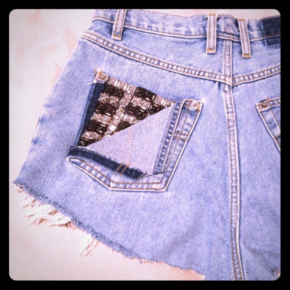 Studded, high waisted, denim shorts