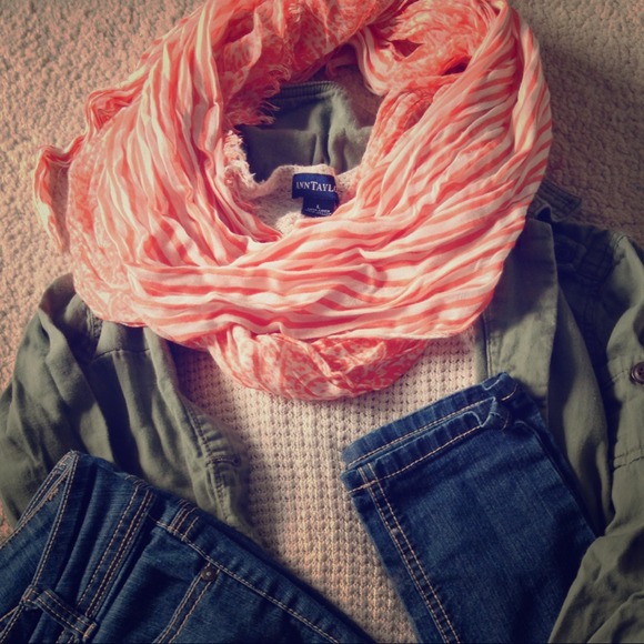 🔴SOLD: in bundle!OrangeScarf