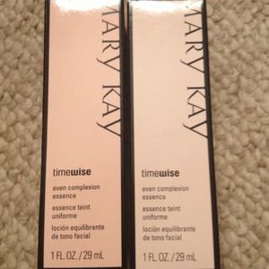 **Reserved**2 Mary Kay Even Complexion Essence