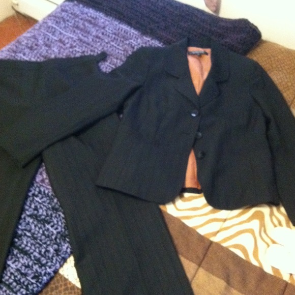 Pant suit