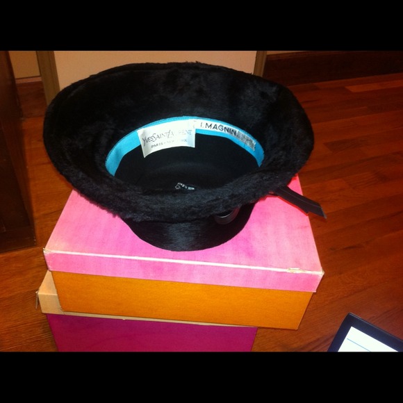 Vintage couture Yves Saint Laurent Hat