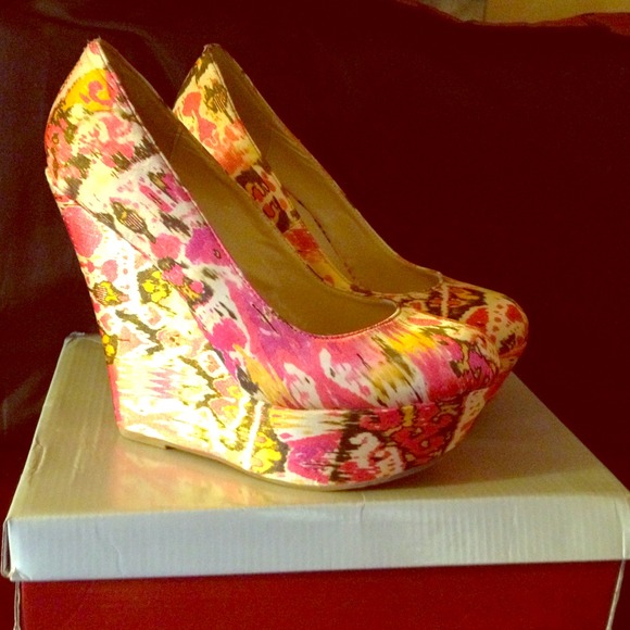 Colorful Wedge Heels - Picture 1 of 1