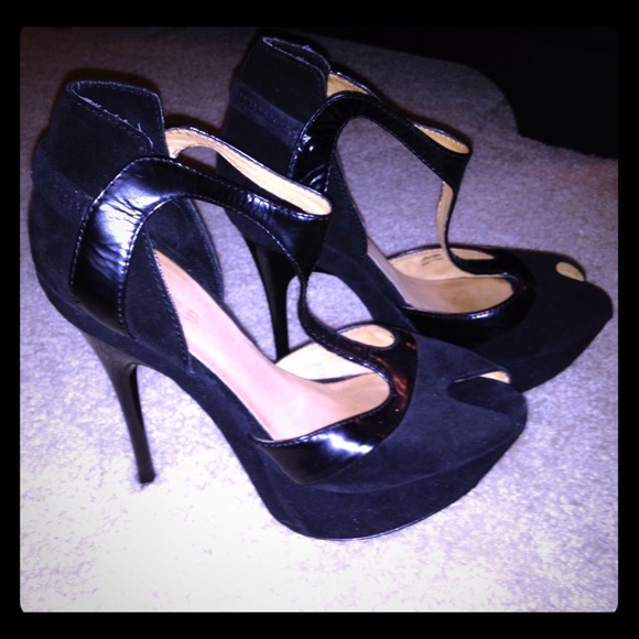 L.A.M.B Black Heels