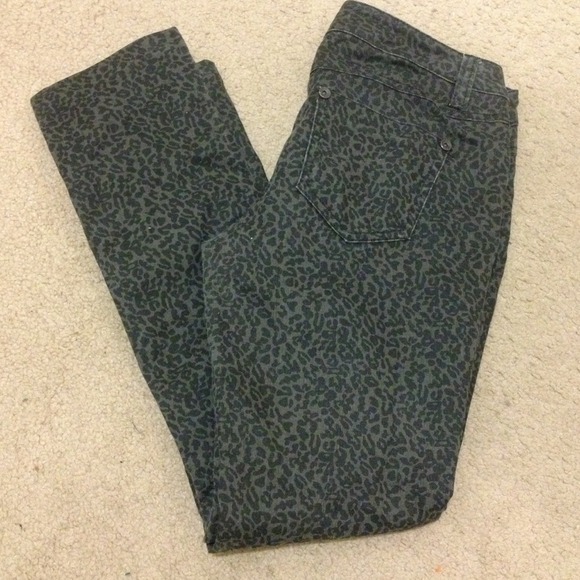 💢BUNDLED💢Leopard Cheetah skinny jeans