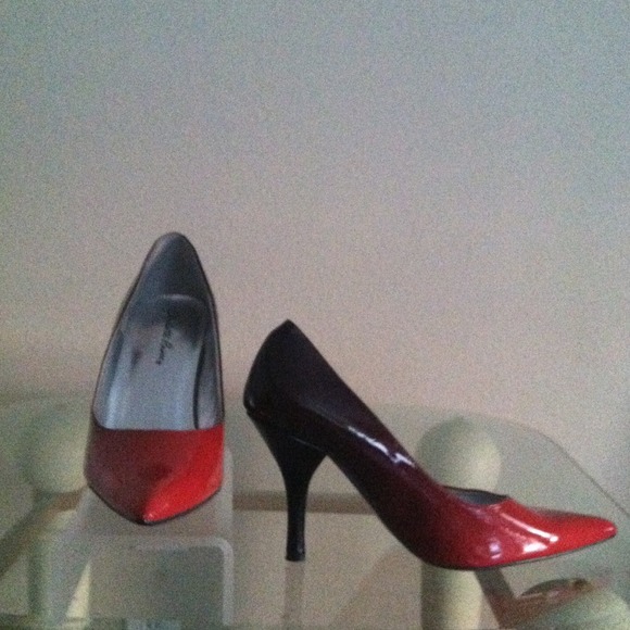 Chameleon pumps - Picture 2 of 3