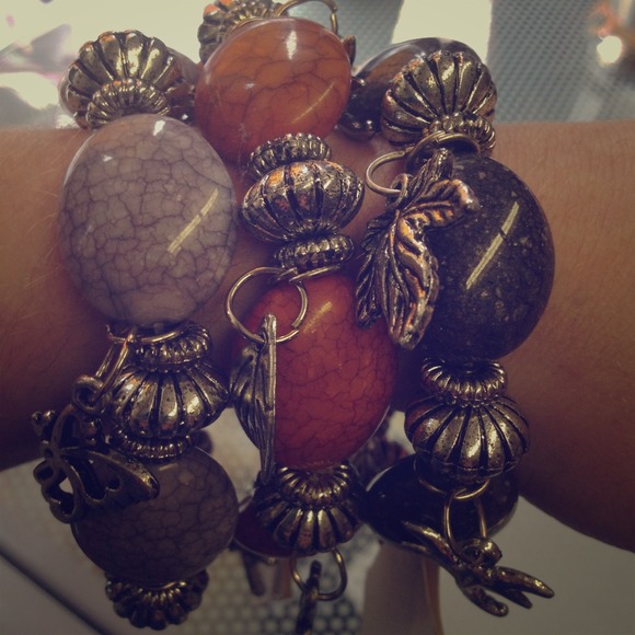 NEW STONE CHARM BRACELET