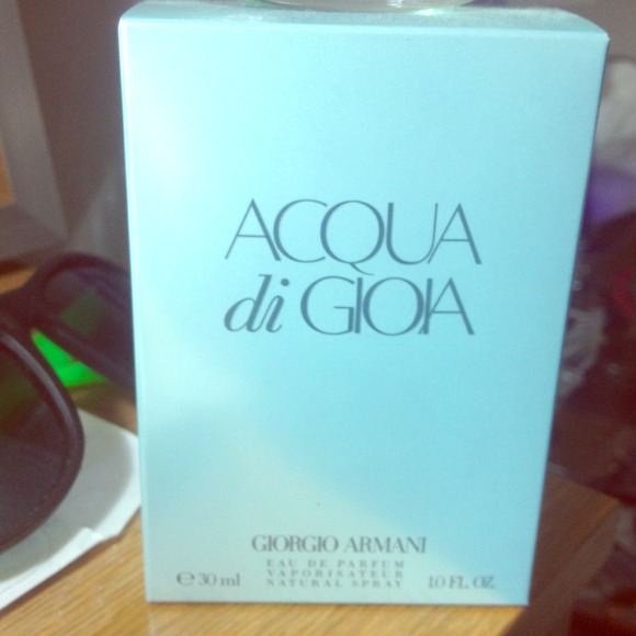 Armani Acqua di Giola perfume