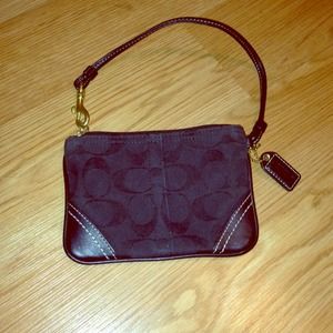 🌟SOLD!!🌟Black Coach Wristlet