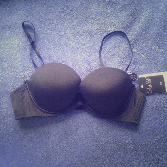 💢💢SOLD💢💢 34B gel push up bra